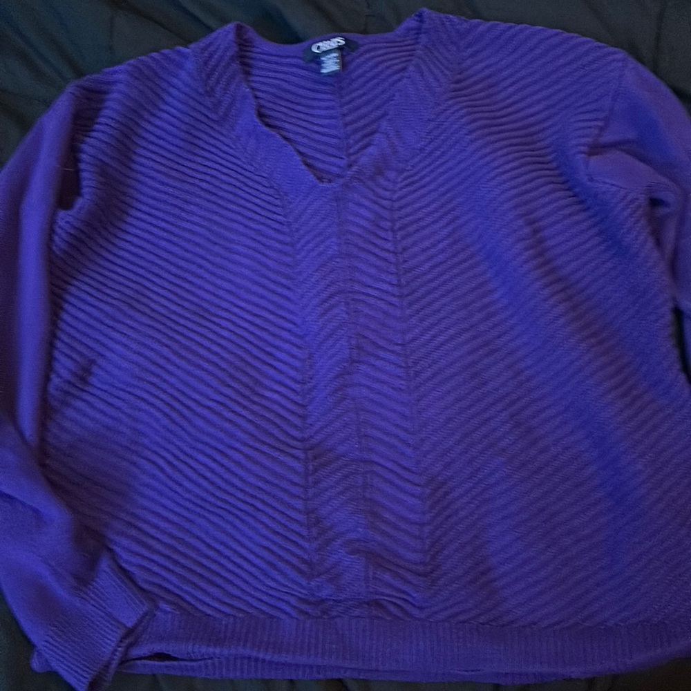 Chaps dark purple, thick cropped v neck sweater